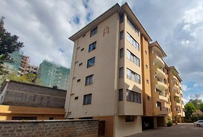 4 Bed Apartment with Swimming Pool at Brookside Drive