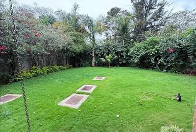 5 Bed Townhouse with En Suite in Lavington