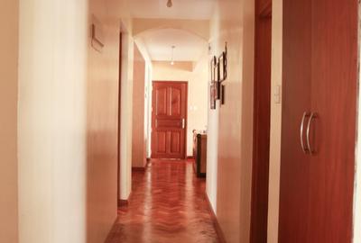3 Bed Apartment with En Suite at Lavington - 2