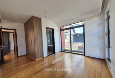 4 Bed House with Garden at Garden Estate - 3