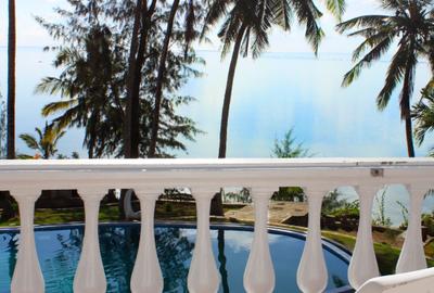4 Bed Villa with Swimming Pool in Likoni - 3