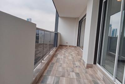 2 Bed Apartment with En Suite in Riverside