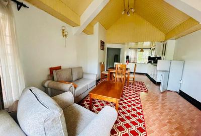 Serviced 2 Bed Apartment with En Suite in Rosslyn