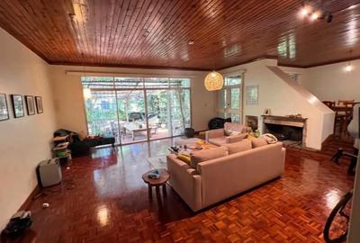 4 Bed House with En Suite at Crescent Road
