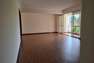 3 Bed Apartment with En Suite at Brookside Drive