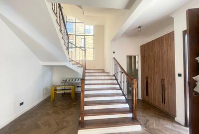 4 Bed Townhouse with En Suite in Lavington