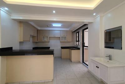 3 Bed Apartment with En Suite at City Park Drive - 4