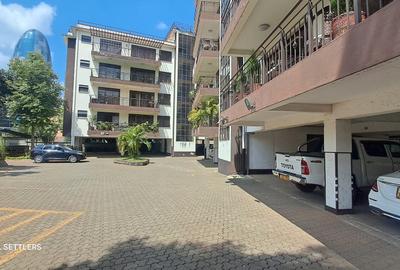 Furnished 3 Bed Apartment with En Suite at Rhapta Rd