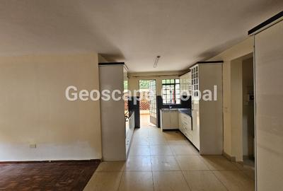 4 Bed House with En Suite in Kitisuru