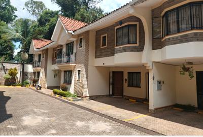 4 Bed Townhouse with En Suite in Brookside