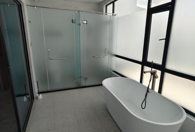 4 Bed Apartment with Swimming Pool in Kileleshwa - 4