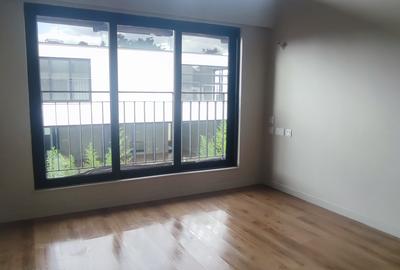 4 Bed House with En Suite in Kiambu Road