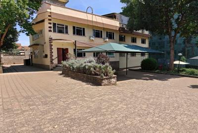 0.4 ac Commercial Land in Westlands Area - 2