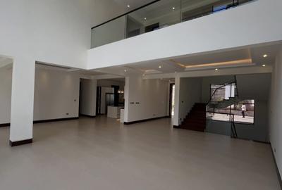 6 Bed Villa with En Suite in Kitisuru - 4