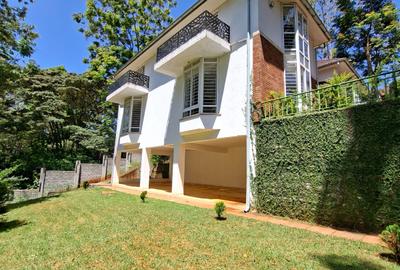 5 Bed House with En Suite in Rosslyn - 2