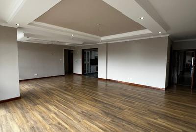 3 Bed Apartment with En Suite at Riverside Drive