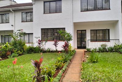 4 Bed Townhouse with En Suite in Westlands Area