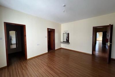 3 Bed Apartment with En Suite in Kileleshwa