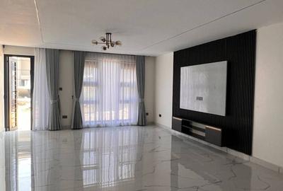 5 Bed Townhouse with En Suite in Ruiru - 2