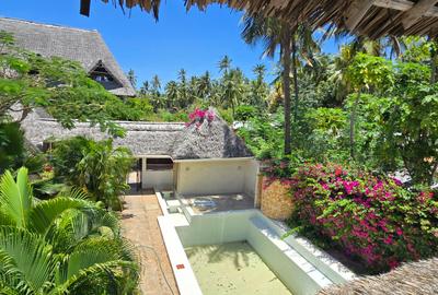 3 Bed Villa with En Suite at Garoda - 3