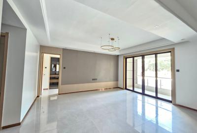 2 Bed Apartment with En Suite in Riverside - 2