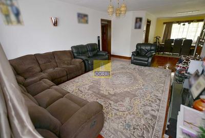 4 Bed Apartment with En Suite in Lavington