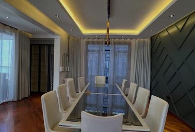 5 Bed House with En Suite in Runda - 4