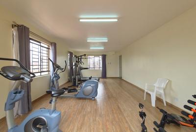 4 Bed Apartment with En Suite at Second Parklands - 2