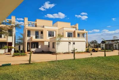 4 Bed Townhouse with En Suite in Membley