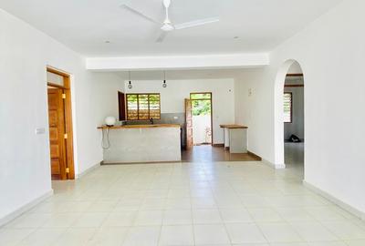 3 Bed Villa with En Suite at Diani Beach.