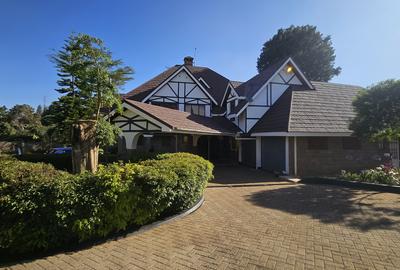 4 Bed House with En Suite in Runda - 3