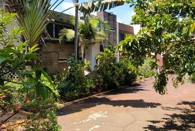 0.9 ac Land at Maji Mazuri
