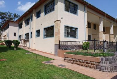 Commercial Property with Service Charge Included at Runda