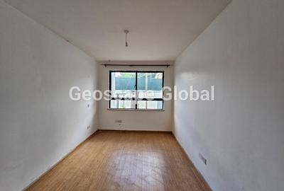 5 Bed Townhouse with En Suite in Lavington - 4