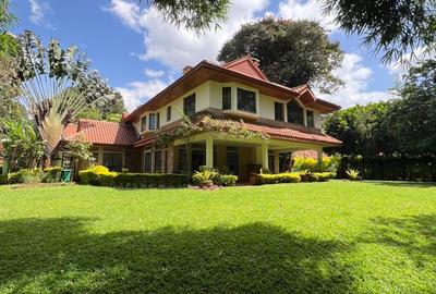 5 Bed Villa with En Suite in Rosslyn - 4