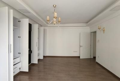 Serviced 3 Bed Apartment with En Suite in Westlands Area