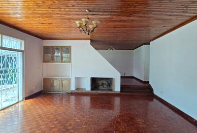 4 Bed House with En Suite in Loresho - 3