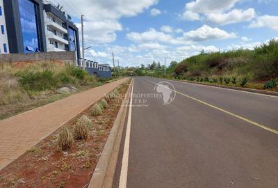 1 ac Commercial Land in Tatu City