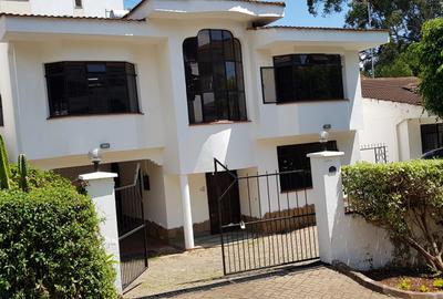 5 Bed Townhouse with En Suite at Millenium Riverside Drive