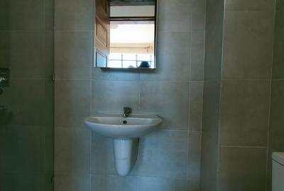 2 Bed Apartment with En Suite at Kikuyu Road - 3