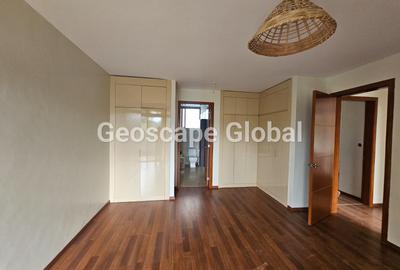 3 Bed Apartment with En Suite in Westlands Area - 3