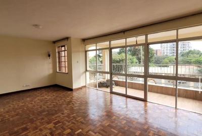 3 Bed Apartment with En Suite in Kilimani