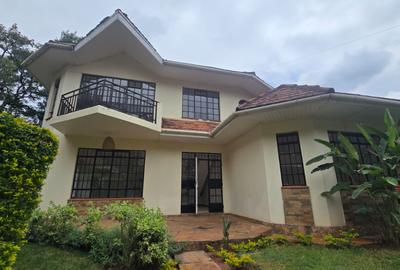 4 Bed House with En Suite in Spring Valley - 3