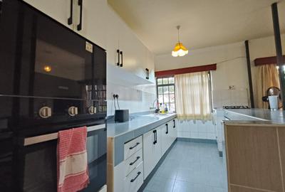 2 Bed House with En Suite in Runda