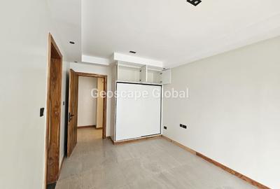 3 Bed Apartment with En Suite at Westland