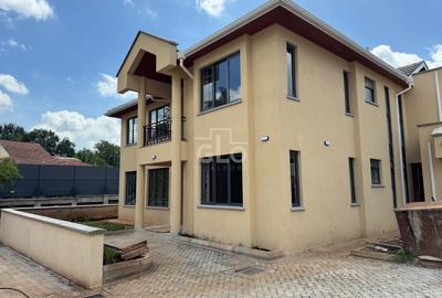 4 Bed Townhouse with En Suite in Kileleshwa