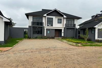 5 Bed Townhouse with En Suite in Runda