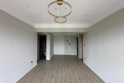 2 Bed Apartment with En Suite in Lavington
