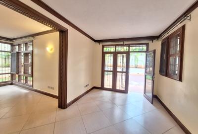 3 Bed Townhouse with En Suite at Hill View - 4