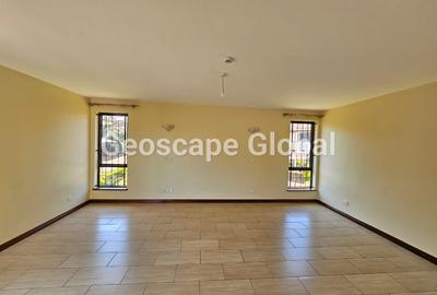 4 Bed Villa with En Suite in Runda